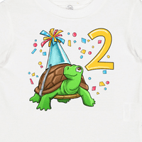 Inktastična 2. rođendan slatka kornjača u partijskom šeširu sa konfetti poklon dječjim majicama ili djevojčica