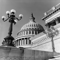 1950S-1960S nisko ugao pogled na kapitol građevinske kupole i arhitektonske detalje Washington DC USA