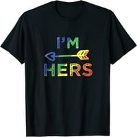 Lezbijski par kojim je milovan LGBT ponos majica