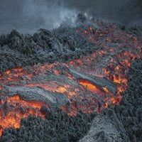 23. decembra, - Lava protok na ruku Volcana Pacaya, Guatemala Poster Print